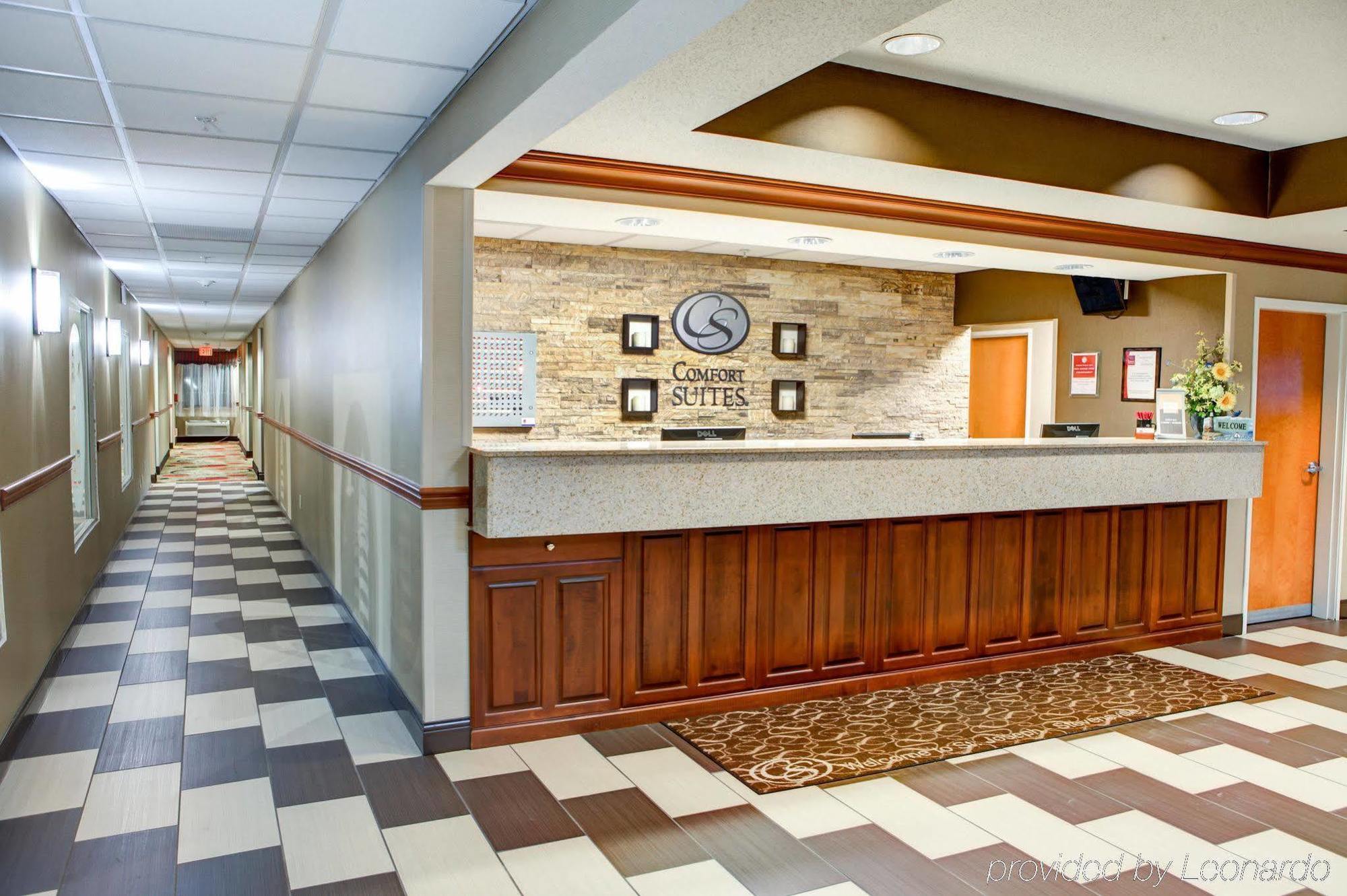 Comfort Suites Stevensville - St Joseph Экстерьер фото